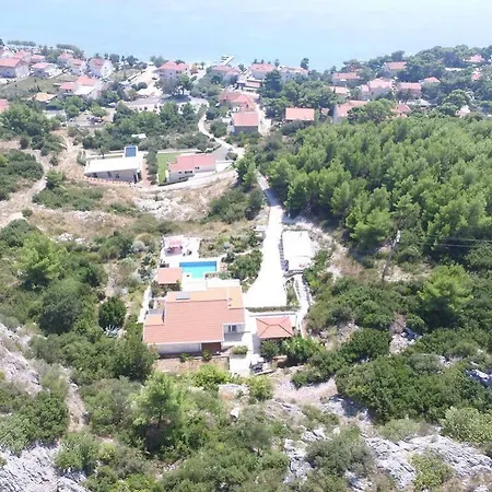 Penzion Apartments Villa Karmen