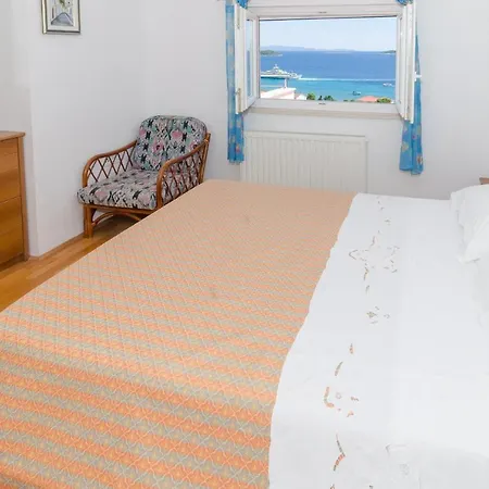 Apartments Villa Karmen Konukevi 3*