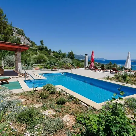 Apartments Villa Karmen Konukevi Orebić