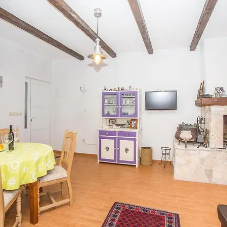 Apartments Villa Karmen