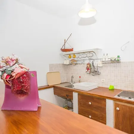Konukevi Apartments Villa Karmen 3*